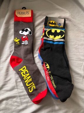 Bundle of Men’s socks Peanuts & DC brand new
